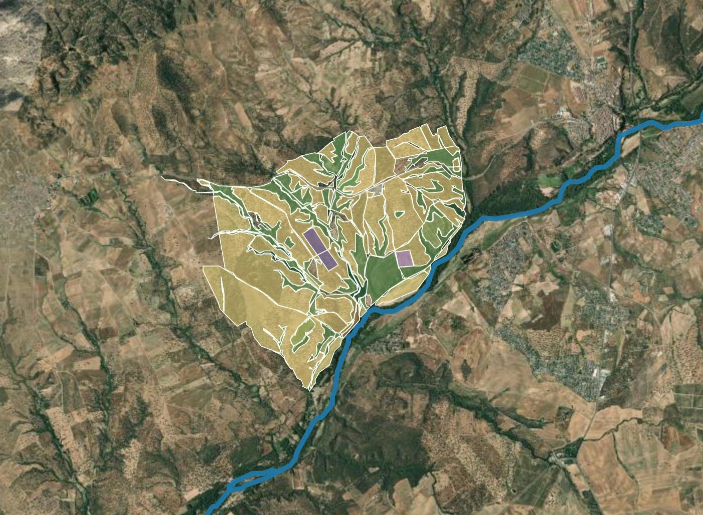 Vista aérea de la finca La Ronca con el perímetro de las 850 hectáreas marcado entre Escalona y Nombela